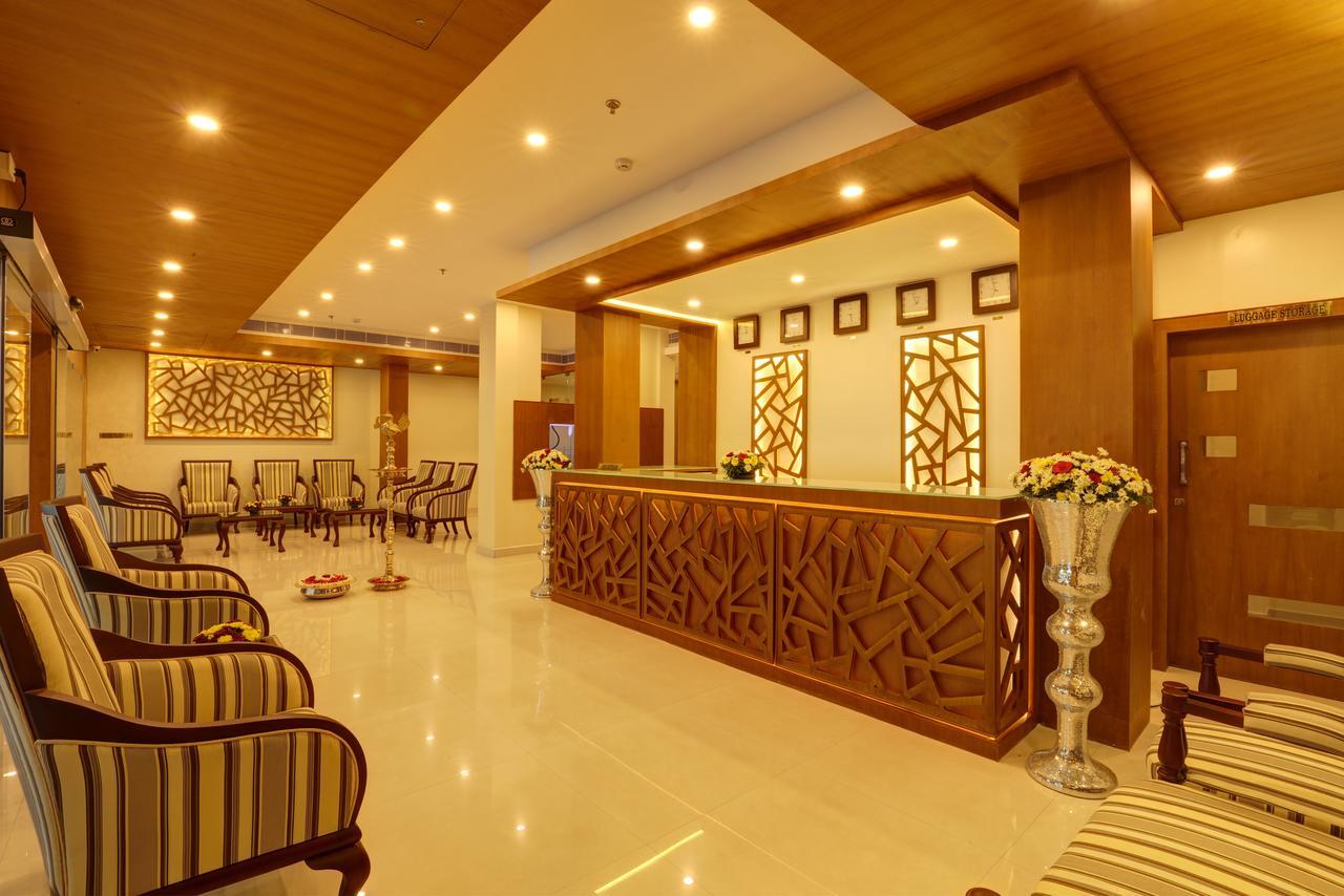 Hotel Floral Park Kottajam Kültér fotó