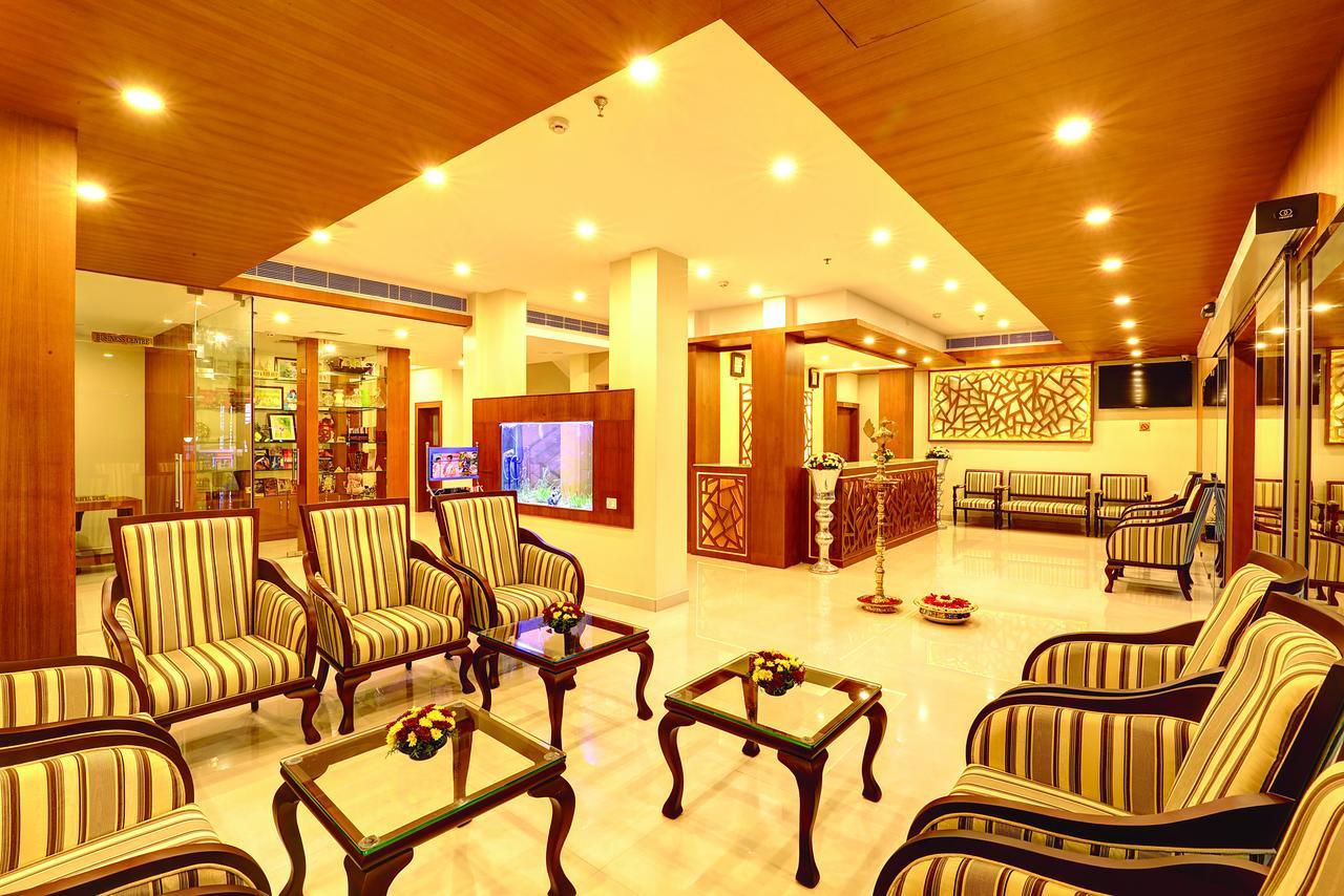 Hotel Floral Park Kottajam Kültér fotó